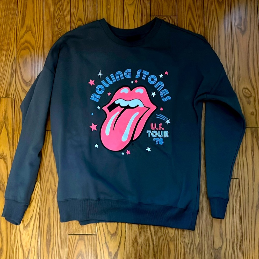 Girls Rolling Stones sweatshirt xl